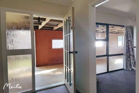 Photo of property in 25 Mcquarrie Avenue, Wattle Downs, Auckland, 2103