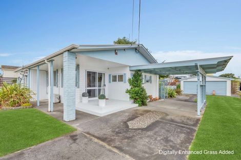 Photo of property in 4 Thomas Place, Foxton Beach, Foxton, 4815
