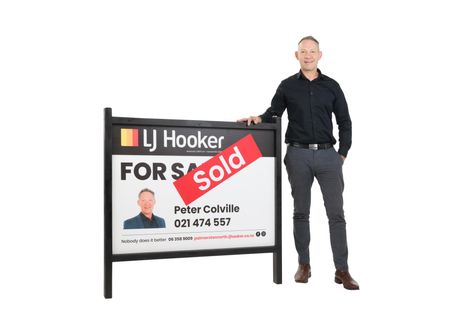 Photo of property in 1 Nuku Street, Tangimoana, 4822