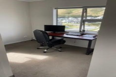 Photo of property in 43 Melksham Drive, Churton Park, Wellington, 6037