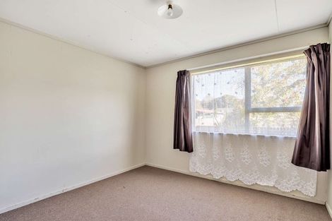 Photo of property in 2 Birch Place, Aramoho, Whanganui, 4500