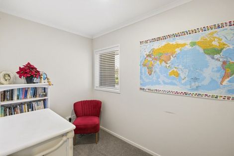 Photo of property in 49 Bridgewater Way, Pyes Pa, Tauranga, 3112