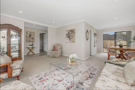 Photo of property in 55 Armoy Drive, East Tamaki, Auckland, 2016