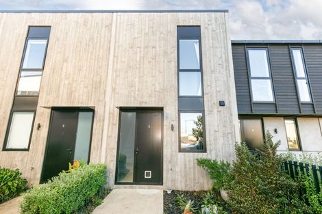 Photo of property in 15 Te Ara O Paetutu, Petone, Lower Hutt, 5012