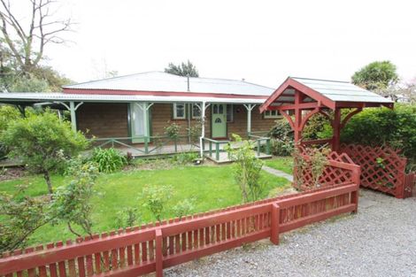 Photo of property in 15 Haswell Street, Eketahuna, 4900