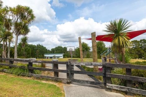 Photo of property in 47 Okura River Road, Okura, Albany, 0792