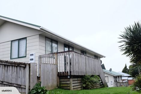 Photo of property in 10b Kaponga Crescent, New Lynn, Auckland, 0600