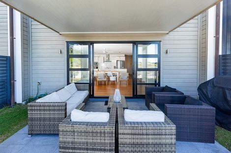 Photo of property in 11/6 The Marina, Tairua, 3508