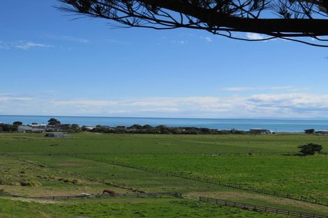 Photo of property in 47 Lochiel Street, Mahia, Nuhaka, 4198