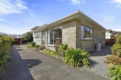 Photo of property in 27 Saint Columbans Grove, Boulcott, Lower Hutt, 5010