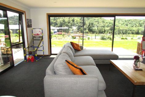 Photo of property in 7 Aorangi Drive, Greymouth, 7805