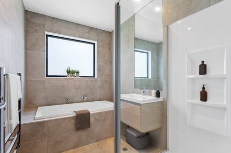 Photo of property in 18 Hema Road, Hobsonville, Auckland, 0616