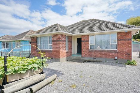 Photo of property in 171 Wainoni Road, Avondale, Christchurch, 8061