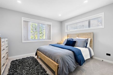 Photo of property in 37 Nobilo Road, Kumeu, 0810