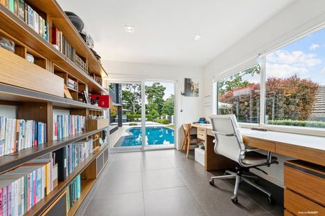 Photo of property in 6 Pleasant Place, Mellons Bay, Auckland, 2014