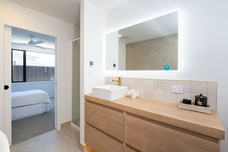 Photo of property in 96 Charles Street, Westshore, Napier, 4110