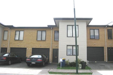 Photo of property in 43 Barnea Circle, Glen Eden, Auckland, 0602