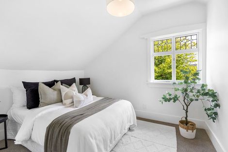 Photo of property in 166 Fendalton Road, Fendalton, Christchurch, 8052