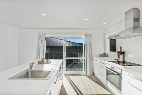 Photo of property in 387 Estuary Road, South New Brighton, Christchurch, 8062