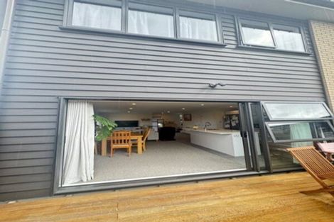 Photo of property in 16 Whiri Lane, Hobsonville, 0616