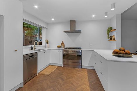 Photo of property in 4 Tillman Avenue, Strowan, Christchurch, 8052