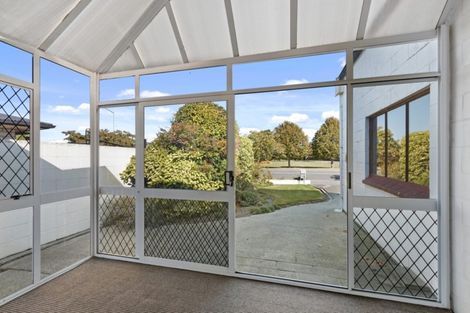 Photo of property in 76 Grimseys Road, Redwood, Christchurch, 8051