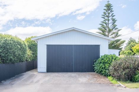 Photo of property in 30 Okains Bay Road, Robinsons Bay, Akaroa, 7581