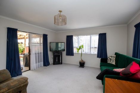 Photo of property in 12 Darlington Street, Ngatea, 3503