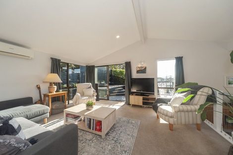 Photo of property in 84a Strathmore Avenue, Strathmore Park, Wellington, 6022