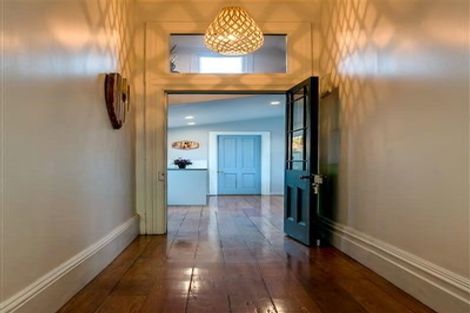 Photo of property in 8 Sale Street, Napier South, Napier, 4110