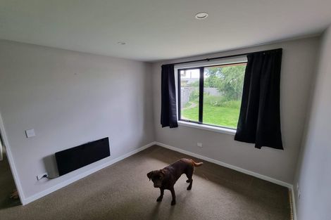 Photo of property in 10 Denniston Crescent, Redwood, Christchurch, 8051