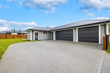 Photo of property in 8 Tiritiri Moana Drive, Pegasus, 7612