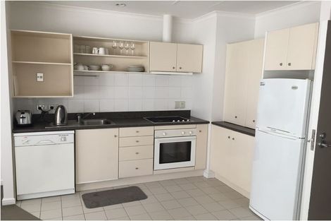 Photo of property in Tower Hill Apartments, 2g/1 Emily Place, Auckland Central, Auckland, 1010