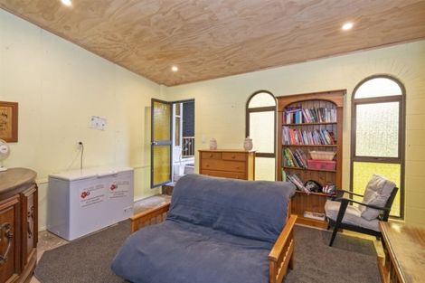 Photo of property in 18 Nicholas Avenue, Whitianga, 3510