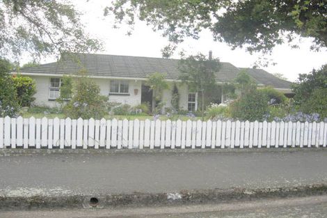 Photo of property in 15 Edward Street, Pahiatua, 4910