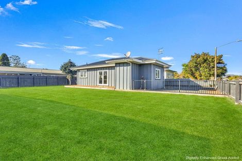 Photo of property in 220 Warwick Road, Mayfair, Hastings, 4122