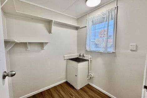 Photo of property in 2b Deveron Road, Manurewa, Auckland, 2102