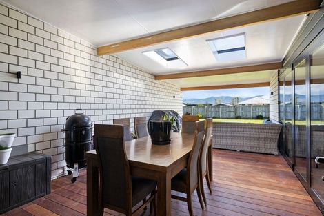 Photo of property in 5 Remutaka Lane, Carterton, 5713