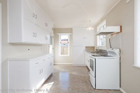 Photo of property in 28 Birmingham Street, Takaro, Palmerston North, 4412