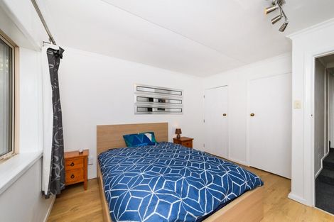 Photo of property in 39 Lincoln Terrace, Hokowhitu, Palmerston North, 4410