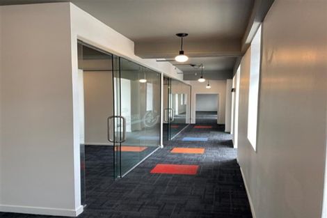 Photo of property in 4c69/118 Broadway, Newmarket, Auckland, 1023