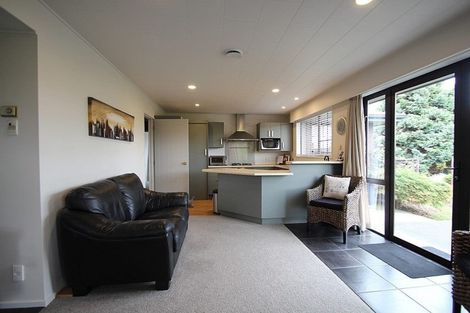 Photo of property in 2 Margaret Street, Gore, 9710