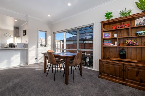 Photo of property in 52a Mako Mako Road, Levin, 5510