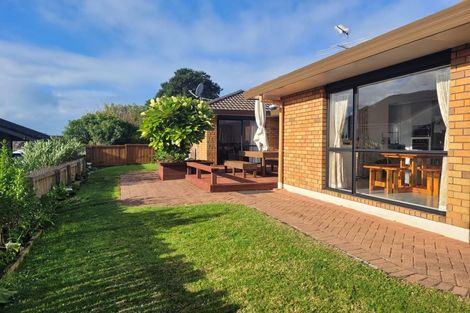 Photo of property in 10 Orangewood Drive, Northpark, Auckland, 2013