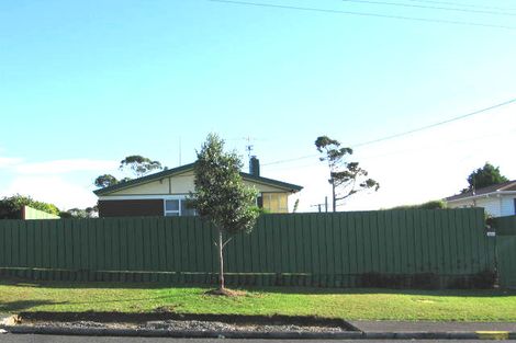 Photo of property in 107 Sunnyside Road, Sunnyvale, Auckland, 0612
