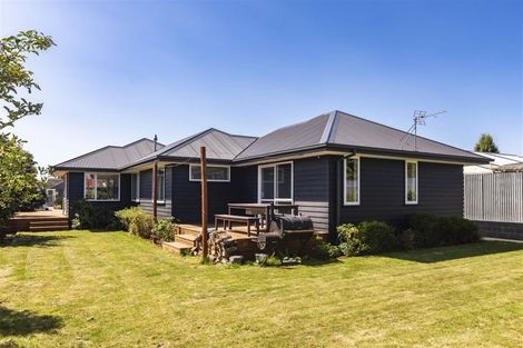 Photo of property in 33 Bracebridge Street, Kaiapoi, 7630