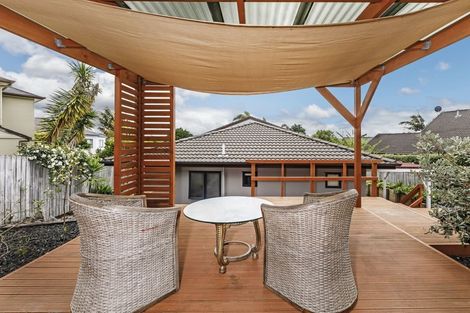 Photo of property in 21 Scarlet Oak Drive, Schnapper Rock, Auckland, 0632