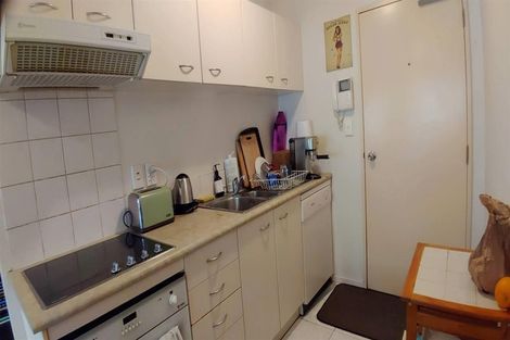 Photo of property in Marina Park Apartments, 41/146 Fanshawe Street, Auckland Central, Auckland, 1010