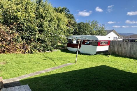 Photo of property in 11 Valdale Road, Henderson, Auckland, 0610