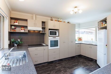 Photo of property in 23 Masefield Terrace, Kelvin Grove, Palmerston North, 4414
